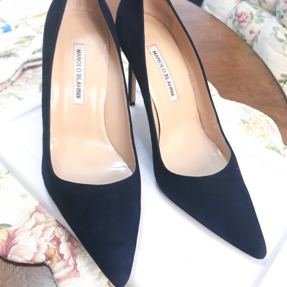 Manolo Blahnik Shoes - Manolo Blahnik BB Suede Pumps Navy Blue 39